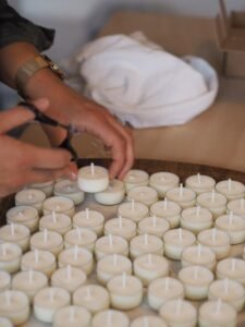Giá Nguyên Liệu Làm Nến Hôm Nay